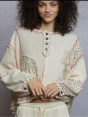 POL Cream Round Neck Peace Patch Floral Oversized Fit Knit Top NEW FALL WINTER